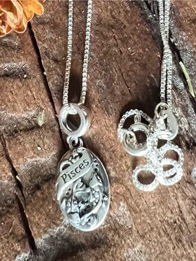 New Chamilia Pieces Pendant Zodiac Oval Fish Italian Box Chain 18” Reversible